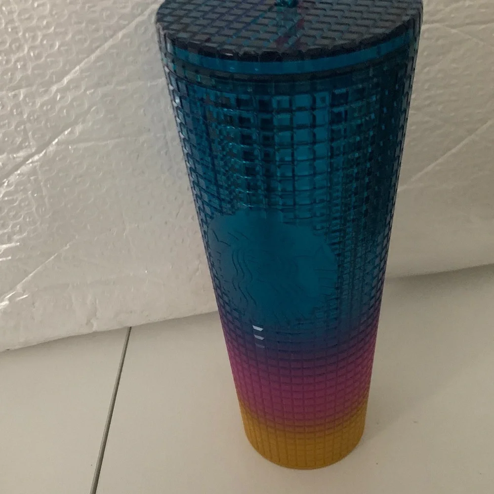 Starbucks 2023 multi